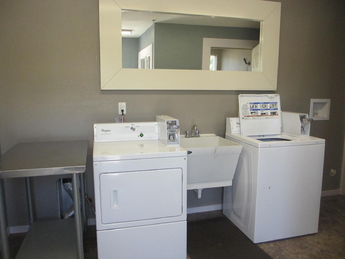 Riverfront Studio Suites Mankato Esterno foto